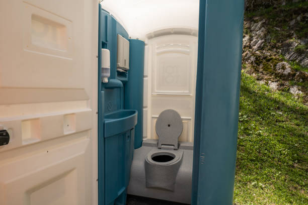 Portable bathroom rental in Broken Bow, NE