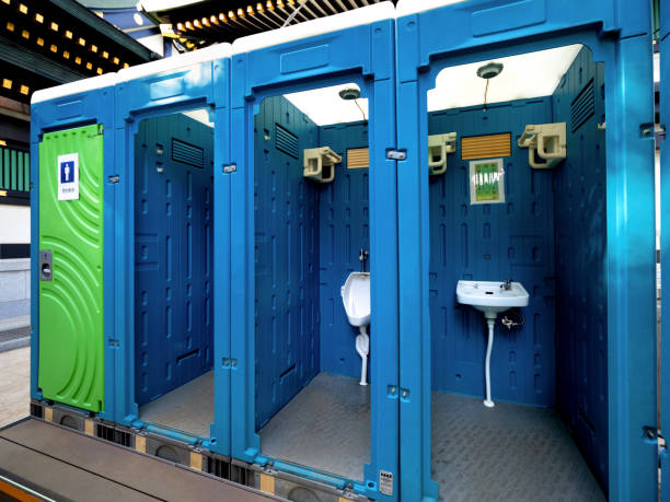 Best Portable restroom trailer rental  in Broken Bow, NE